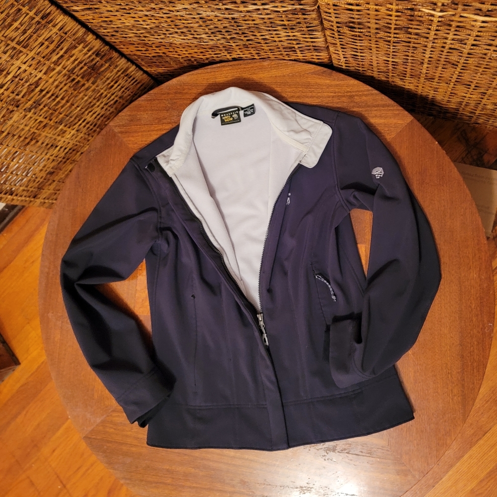 Mountain Hardware Callisto Soft Shell Jacket Wome… - image 3